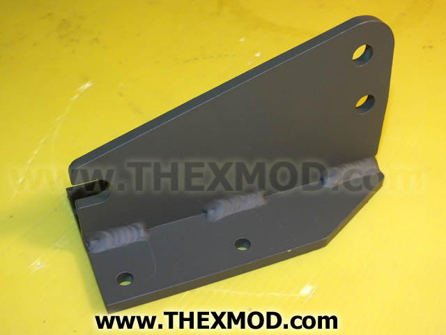 Attachment Lug - 5 7/8in x 3 1/2in x 3in FV658899-1