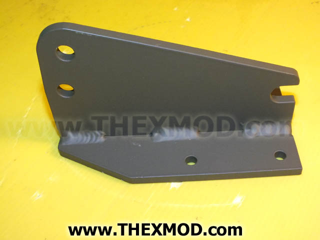 Attachment Lug - 5 7/8in x 3 1/2in x 3in FV658899-2