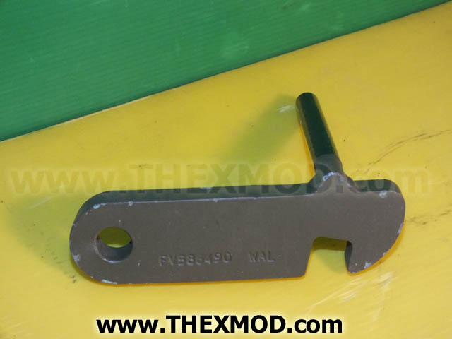 Catch - Drivers Hatch Door - FV586490-1
