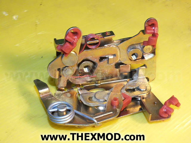 Latch Door - Right Hand - EN9673462-1