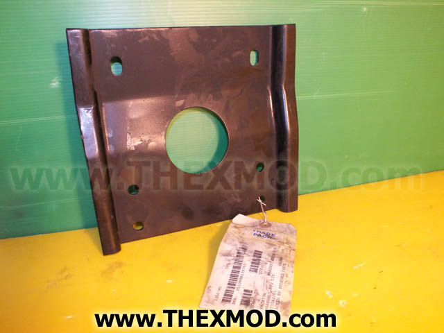 Bracket Engine Mounting - 9.06in x 8.44in- 8828778-2