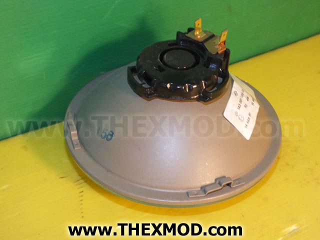 Light - Right Hand - Dip Beam - 700/13200-2