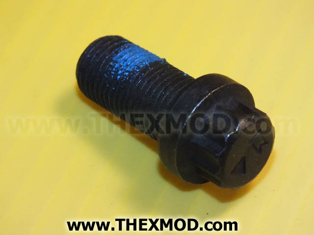Bolt Straps to Propshaft - MZK2521-1