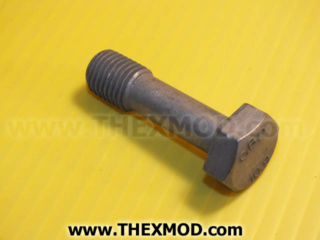 Screw M16 x 2 - 17mm Long - FV2225820-1