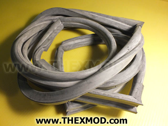 Seal - Weatherstrip Door - 9959384-1