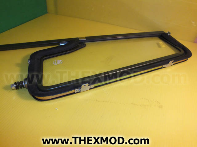 Quaterlight Ventilator and Frame - 91065837-4