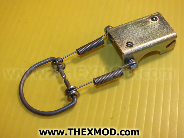 Clamp - 46mm Long - 30mm wide - FV2042286-1