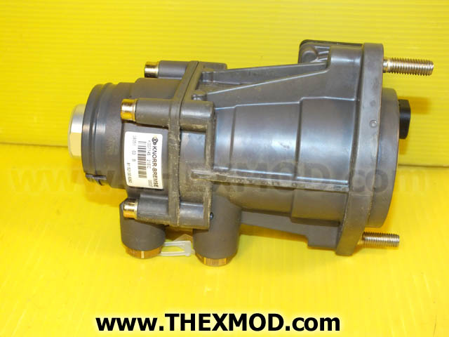 Foot Brake Valve - 81.52130-6282-3