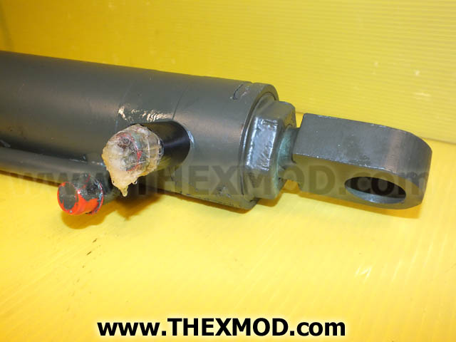 Ram Hydraulic - 60mm Bore - 584mm Long - 553-04200-2