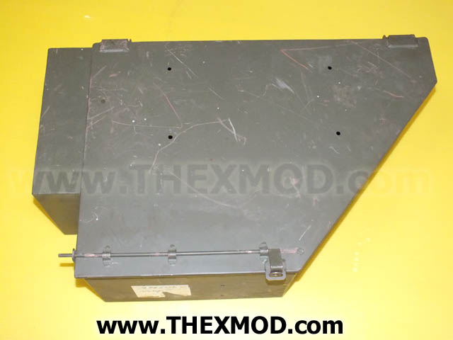 Box Stowage - RH Rear - FV840675-1