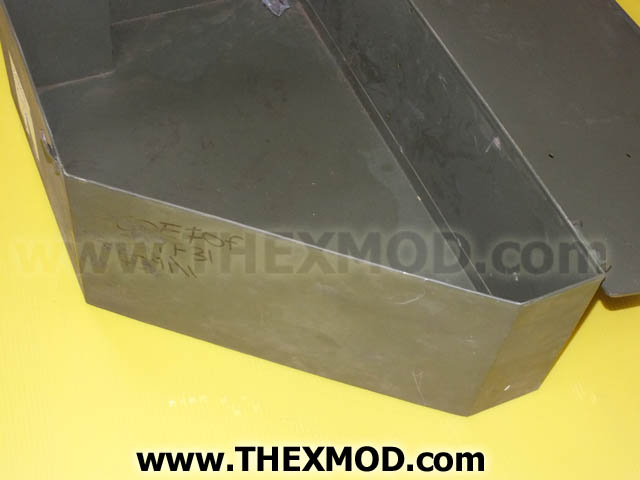 Box Stowage - RH Rear - FV840675-4