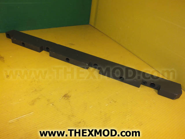 Landing Strip - 810 x 25 x 75mm - FV2097678-1