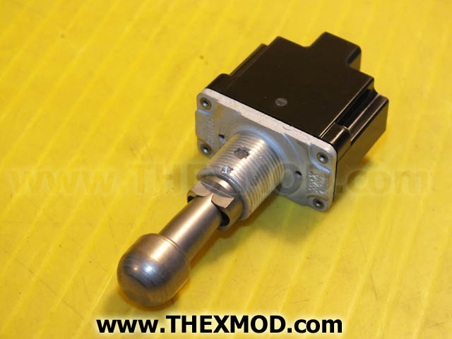 Switch Toggle - 28v dc - 15a - 1TL1-7E-1