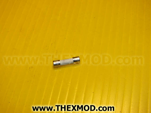 Fuse - 20.5mm - 2a - 250v ac - L1427-1