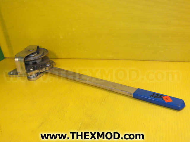 Lever Manual Control - 65mm dia - 176 RH, 234002-1