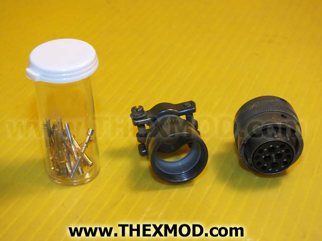 Connector Plug - 700v ac - 700v dc - PT06SE-1