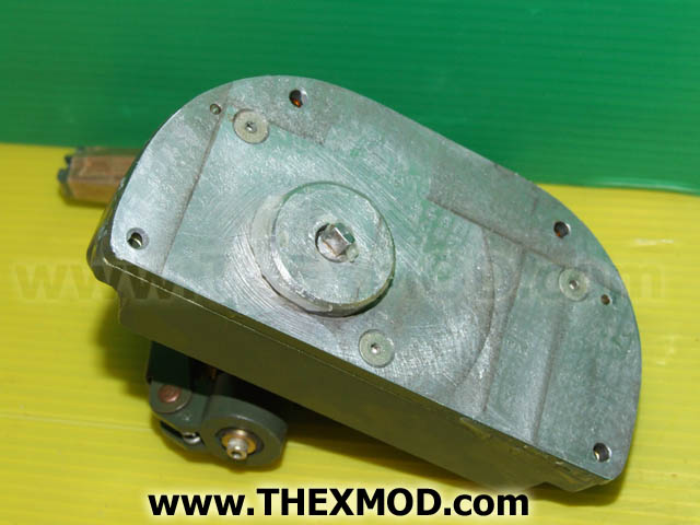 Motor - Wiper & Gearbox - FV682200-3