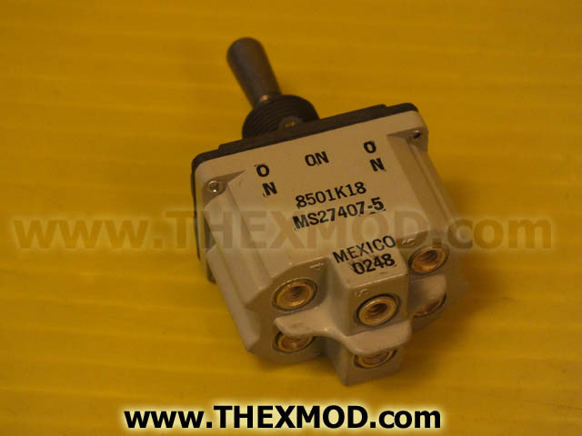 Switch Toggle - PLESSEY 4O8-4-98049-013-2