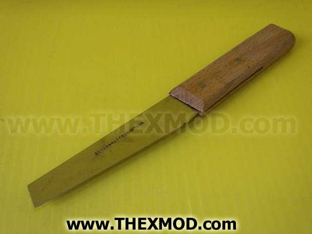Knife - Trimming- 4 1/2IN blade - clip point - H1529-1