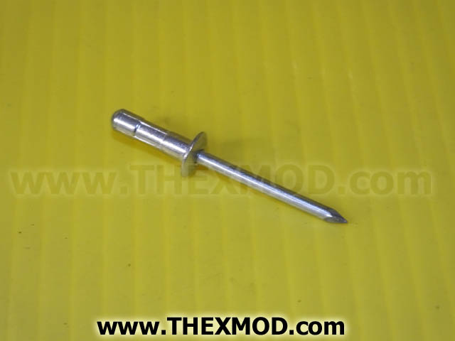 Rivet Blind - Flag Holder - BTR8535 - LND20463-1