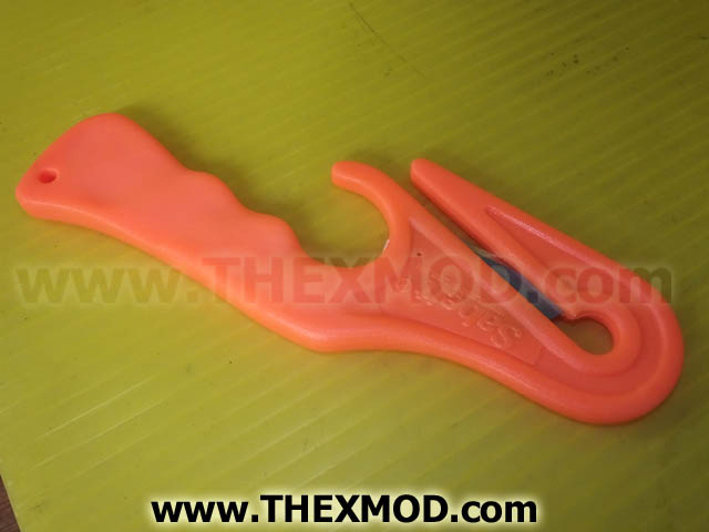 Seat Belt Cutter -1