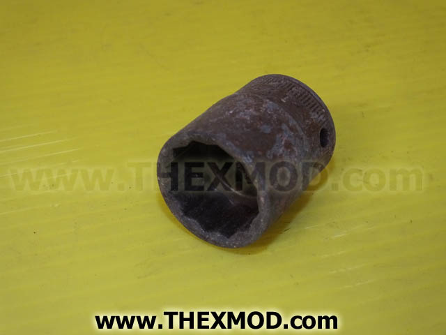 Socket - 1 Inch w - 1/2inch Drive - 14529 -1