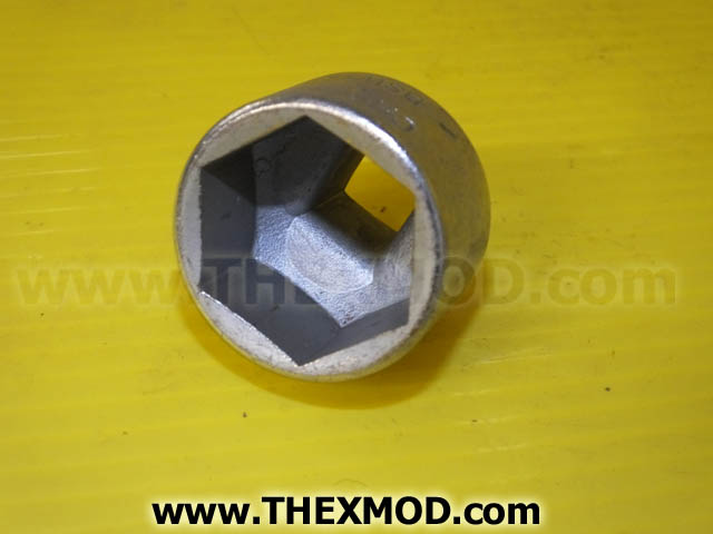 Socket - 11/16 BSW - 1/2 In Drive - Chrom-Vanadium -1