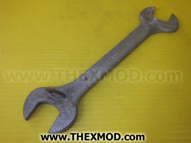 Spanner - 26 - 29 - Lauravia 13-2