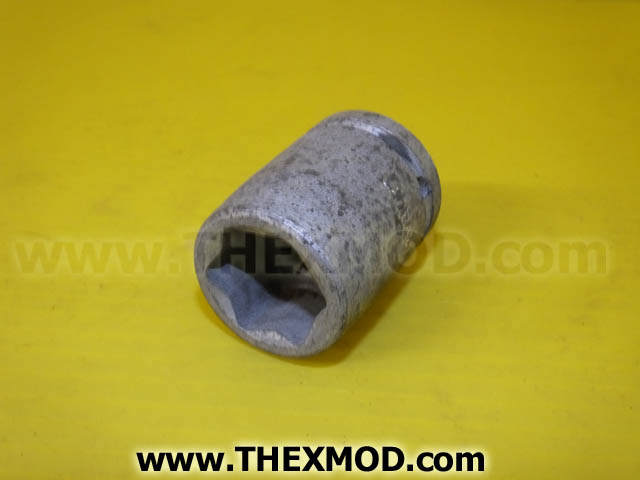 Socket - 21 - 5/8 Inch D - Lauravia ERQ021-1