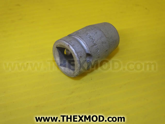 Socket - 11 - 1/2 Inch Dri - Lauravia ERS111-2
