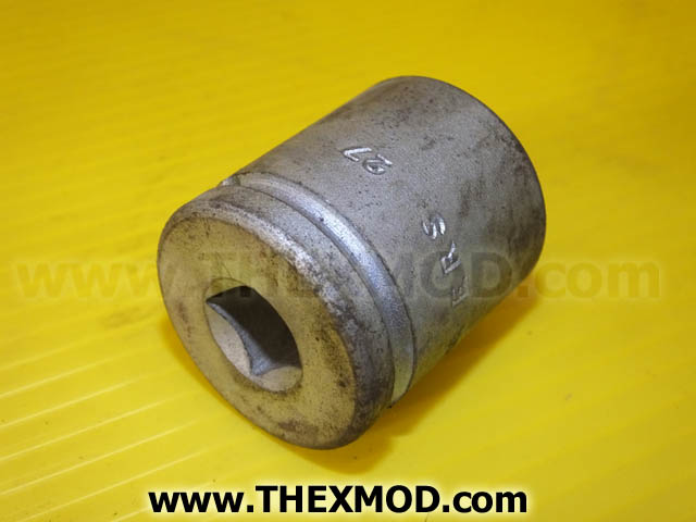 Socket - 27 - 1/2 Inch Drive - Lauravia ERS27-2