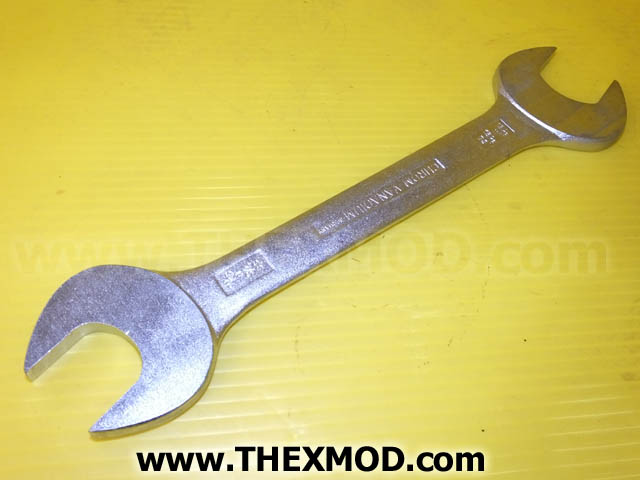 Spanner - 11/16 W 3/4 BS - 13/16 W- Matador No 100-1