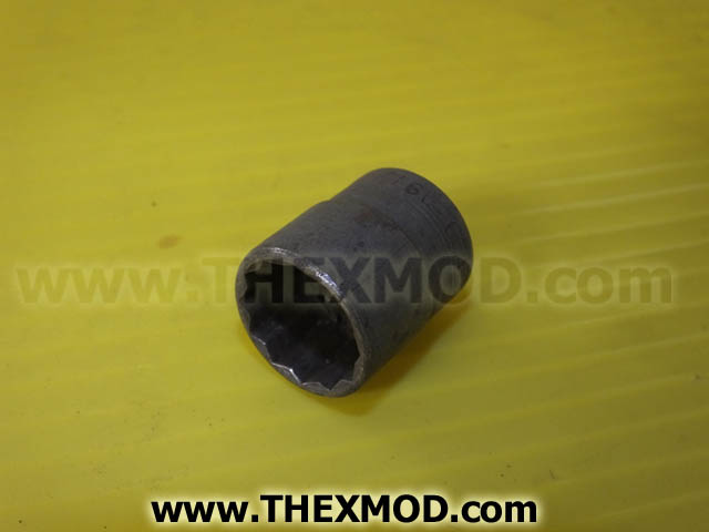 Socket - 5/8 - 3/8 Inch Drive - 601 AT 8018-1
