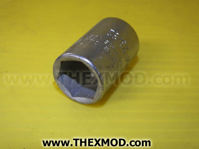 Scocket - 23/32 A/F - 1/2 Inch D - Schmole No 1300-1