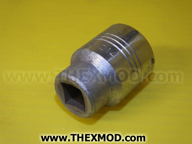 Socket - 14 -1/2 Inch Drive - SAM D14-2