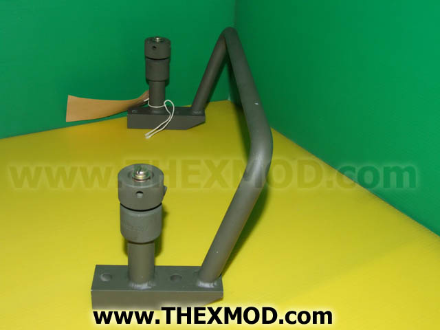 Clamp and Handle - Periscope - FV2023976-1