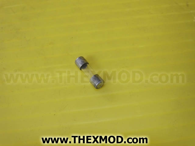 Fuse Cartridge Tube - 50V 2.5 amp - L562-1
