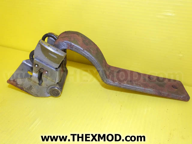 Hinge Upper LH - FR950004 DNA0049 143014-2