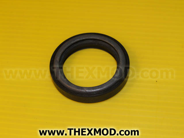 Seal - Stub Axle Inner Seal - FTC5268-1