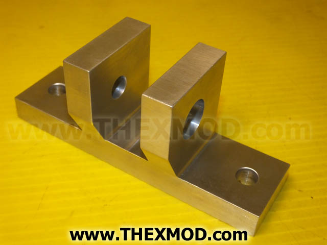 Hinge Block - RH - Rear Stowage - AS68268-1
