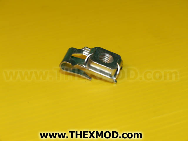 Nut Captive - Door Hinge - MRC2178 -1