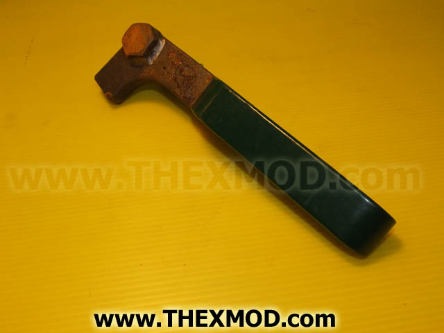 Handle - Door - Right Hand - FV651498-2