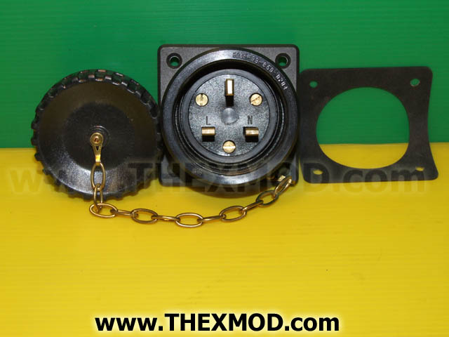 Plug - 3 Pin - 240V-1