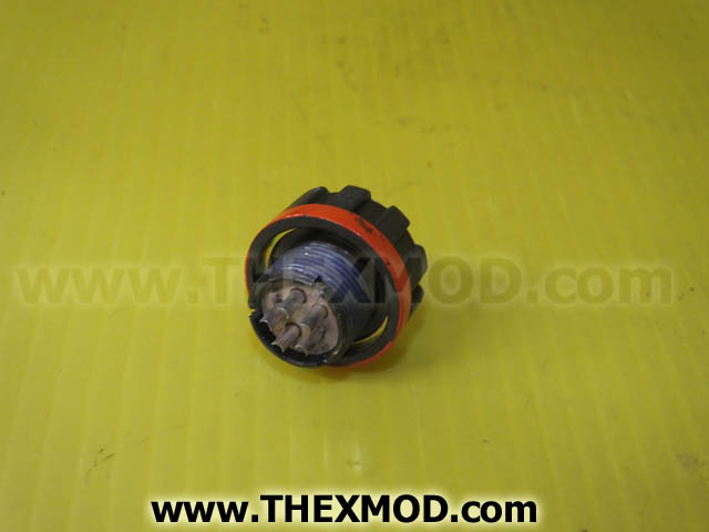 Connector - 5 Pin - FV876894-2