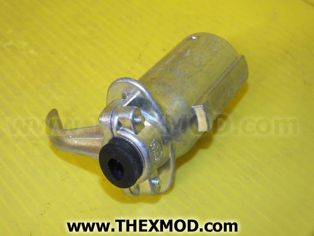 Plug - 7 Pin 24v - TraIler - CT6896H-2
