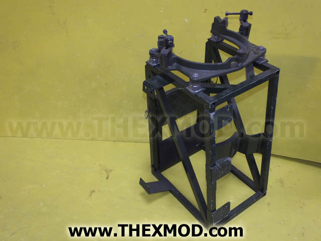 Adaptor Stowage - P201950-1