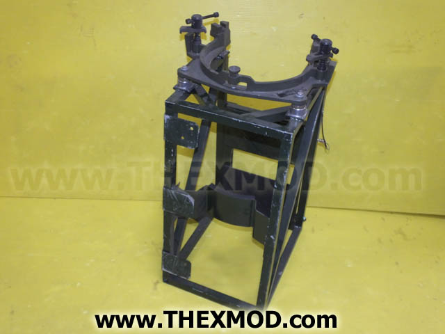 Adaptor Stowage - P201950-2