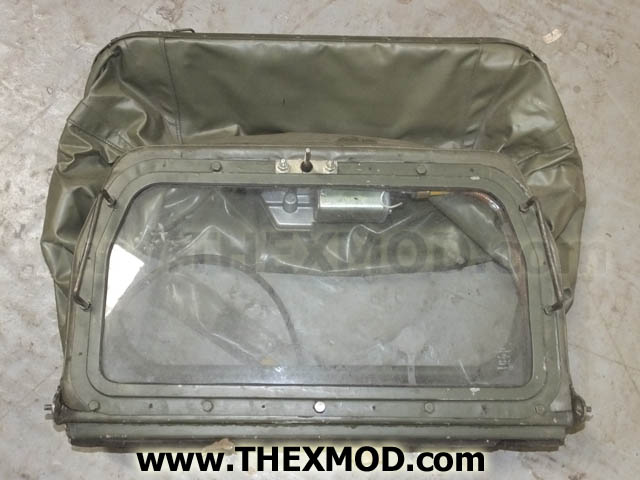 Hood Hatch - Missing Wiper Arm - FV586086-1