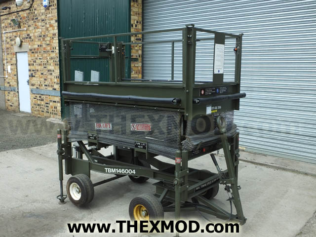 Access Platform Lift-1