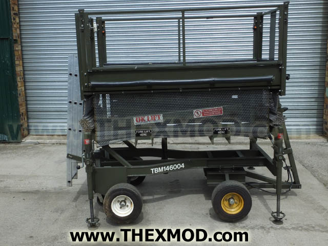 Access Platform Lift-9